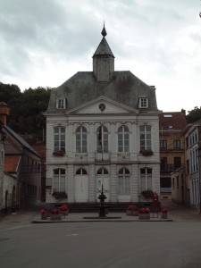 Ancien hôtel de ville d'Andenne, place du Perron.